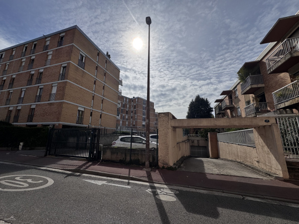 Offres de location Garage Toulouse 31400